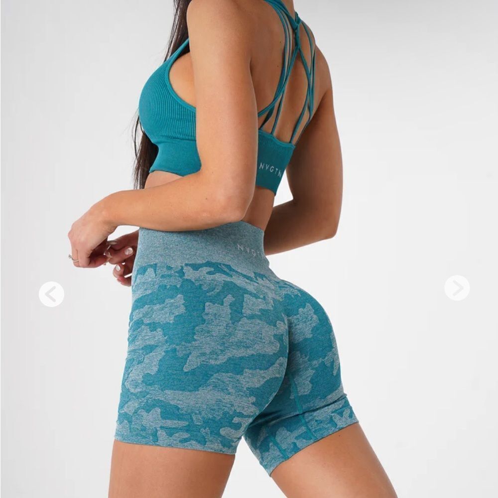 NVGTN Teal Camo Seamless Shorts. Size M. NWT